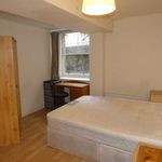 Rent 6 bedroom flat in Glasgow