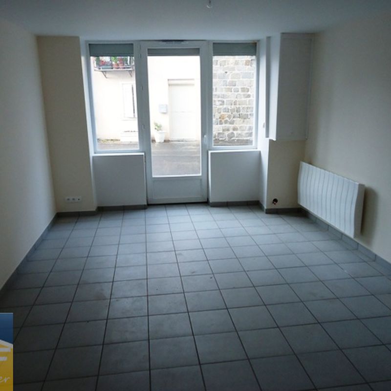 En location Appartement 4 pièces 74 m Saint-Martin-la-Sauveté