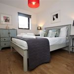 Rent 1 bedroom apartment of 484 m² in Glasgow