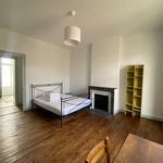 Rent 4 bedroom house of 121 m² in Poitiers