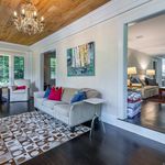 Rent 3 bedroom house of 342 m² in Washington