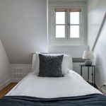 Rent 2 bedroom apartment of 63 m² in Paris