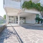 Rent 2 bedroom apartment of 250 m² in Roseto degli Abruzzi