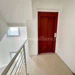 Affitto 5 camera appartamento di 252 m² in Albugnano