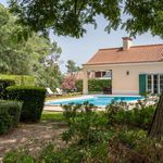 Rent 4 bedroom house of 230 m² in Quinta do Conde