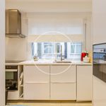 Rent 3 bedroom apartment of 171 m² in madrid