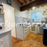 Rent 13 bedroom house of 350 m² in Baschi