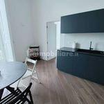 Affitto 2 camera appartamento di 70 m² in Salerno