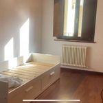 Affitto 2 camera appartamento di 85 m² in Udine