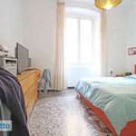 Affitto 6 camera appartamento di 124 m² in Genova