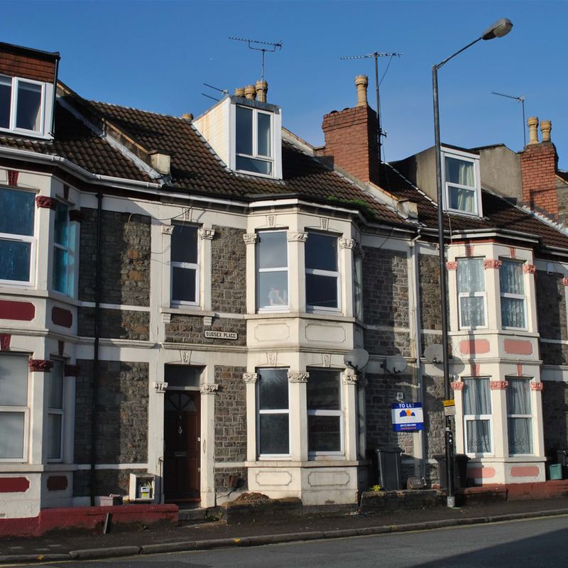 Property in Sussex Place, St Pauls, Bristol, BS2 9QR