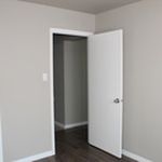 1 bedroom apartment of 193 sq. ft in Edmonton