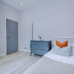 Rent 8 bedroom flat in Liverpool