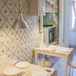 Rent a room of 460 m² in Lisboa
