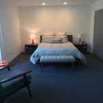 Rent 3 bedroom apartment of 165 m² in Palm Desert