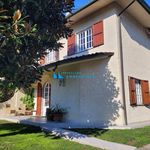 Rent 5 bedroom house of 130 m² in Montignoso