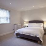 Rent 1 bedroom apartment of 76 m² in London