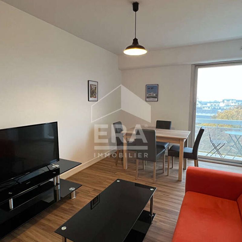 Location appartement 1 pièce 38 m² Châteauroux (36000)