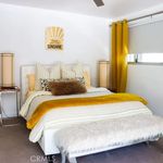 Rent 3 bedroom apartment of 196 m² in Palm Desert