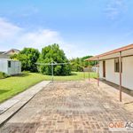Rent 4 bedroom house in East Gosford