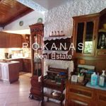 Rent 8 bedroom house of 280 m² in Πηγαδάκια