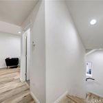 Rent 2 bedroom apartment of 160 m² in San Fernando