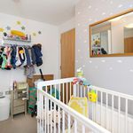 Rent 3 bedroom apartment in Surbiton