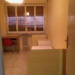 Affitto 4 camera appartamento di 134 m² in Catanzaro
