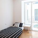 Rent a room of 125 m² in Madrid