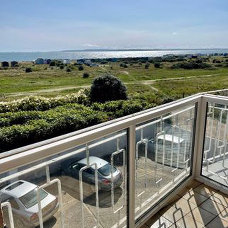 Flat to rent in Sea Front, Hayling Island PO11