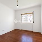 Rent 3 bedroom apartment of 88 m² in Alcabideche