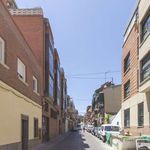 Rent 1 bedroom apartment of 25 m² in Madrid