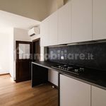 Rent 5 bedroom apartment of 182 m² in Vicenza
