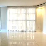 Rent 1 bedroom apartment of 750 m² in Miami Beach