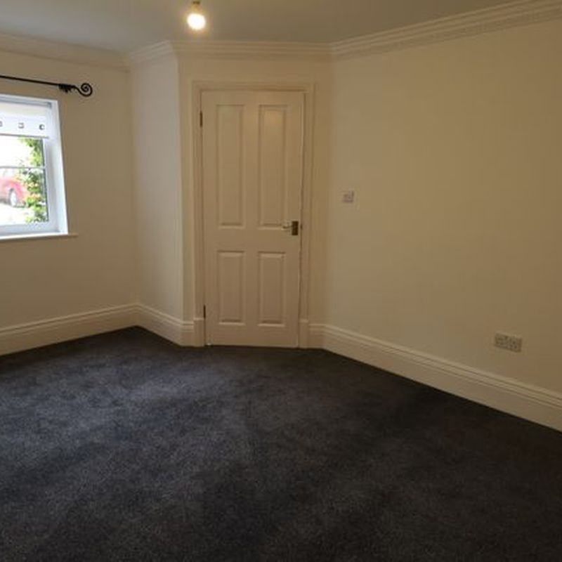 Terraced house to rent in High Street, Lutterworth, Leicestershire LE17 Husbands Bosworth