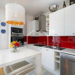 Rent 3 bedroom apartment of 68 m² in Split