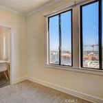 Rent 1 bedroom apartment of 45 m² in Long Beach