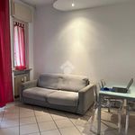 Affitto 2 camera appartamento di 53 m² in Novara
