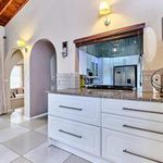 Rent 4 bedroom house of 260 m² in Nelson Mandela Bay
