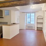 Rent 1 bedroom apartment of 33 m² in Avignon