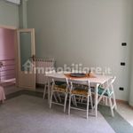 Affitto 5 camera appartamento di 122 m² in Viareggio