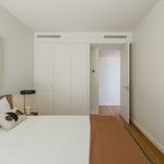 Rent 2 bedroom apartment of 122 m² in Armação de Pêra