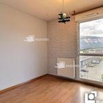 Rent 4 bedroom apartment of 75 m² in Saint Martin D Heres