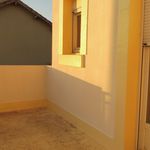 Rent 1 bedroom apartment of 32 m² in Châtellerault