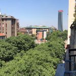 Rent a room of 200 m² in Milano