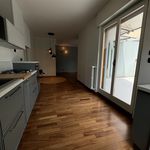 Affitto 4 camera appartamento di 105 m² in Torino