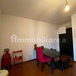 Affitto 5 camera appartamento di 150 m² in Brescia