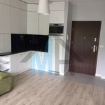 Wynajmij 2 sypialnię apartament z 37 m² w Warszawa
