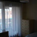 Rent 5 bedroom apartment of 130 m² in Alcalá de Henares
