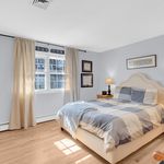 Rent 4 bedroom house of 292 m² in Fairfield